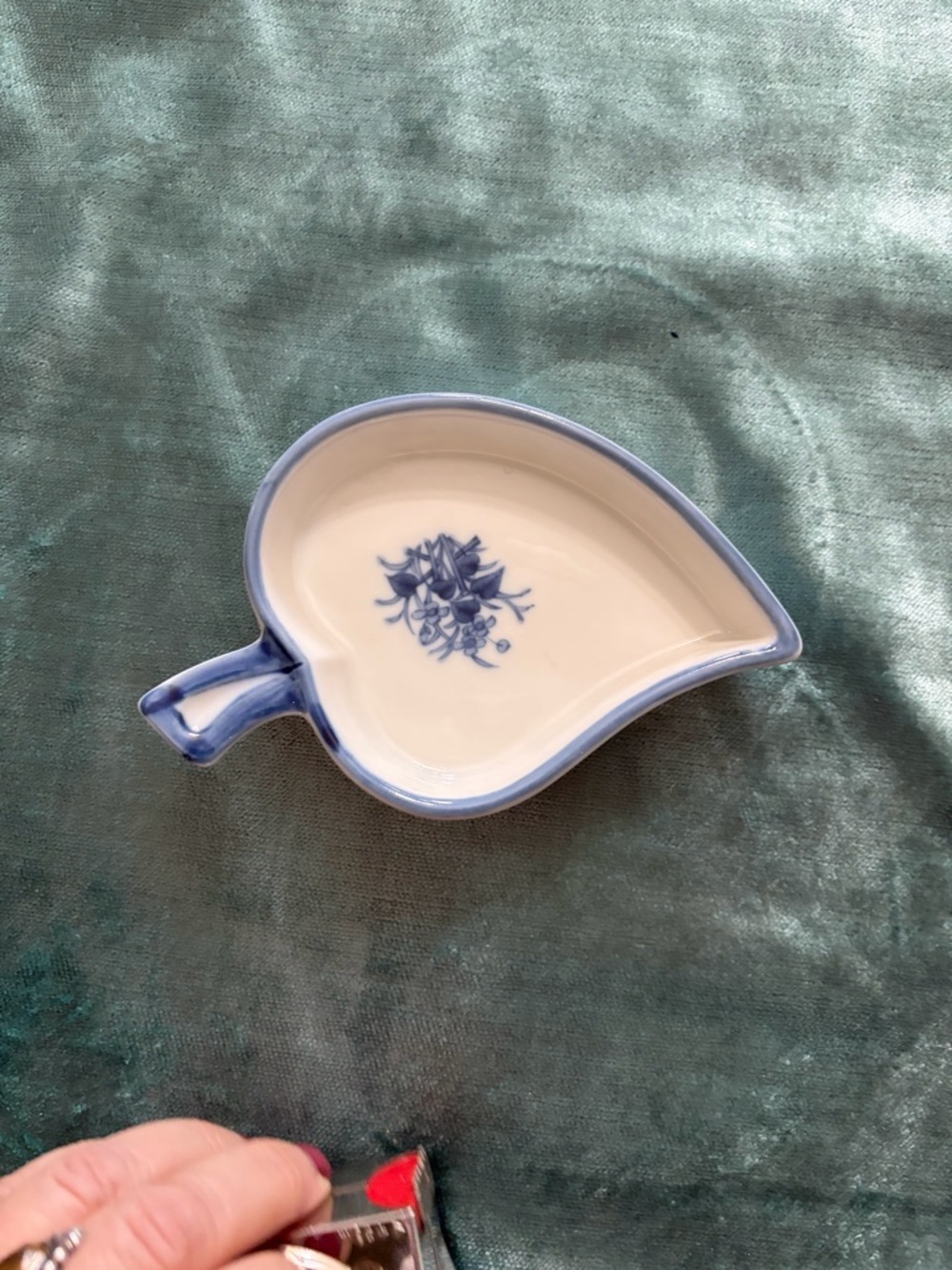 Leaf-Shaped Blue & White Ceramic Dish